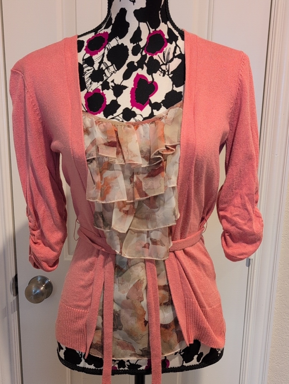 New York & Company Dusty Pink Ruffle Front Tie-Belt Sweater Size XS